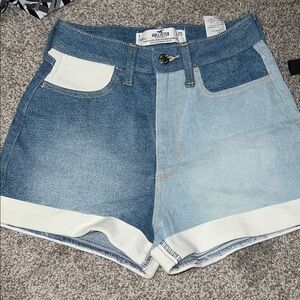Hollister Women's curvy  Two-Tone Denim Shorts